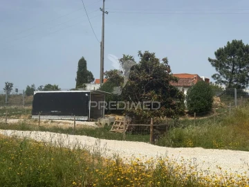 Moradia T2 para Venda em Romeira e Várzea
