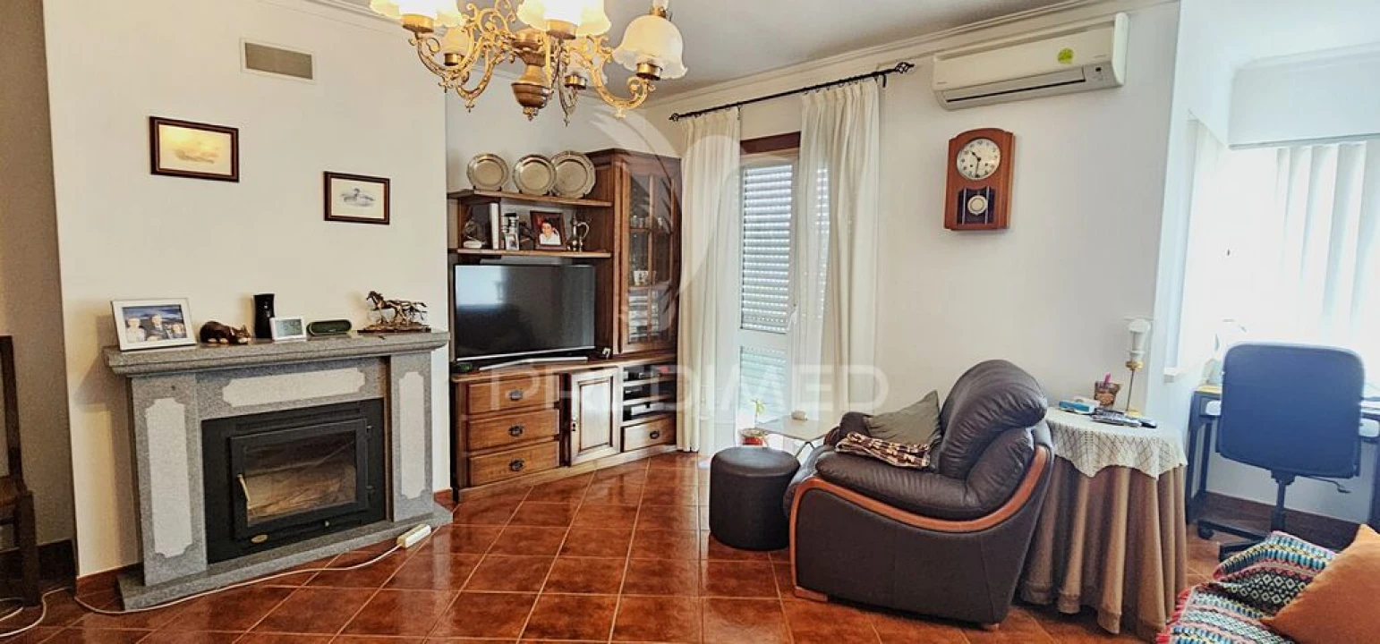 Apartamento T3 para Venda em Ribeira de Nisa e Carreiras Foto 3
