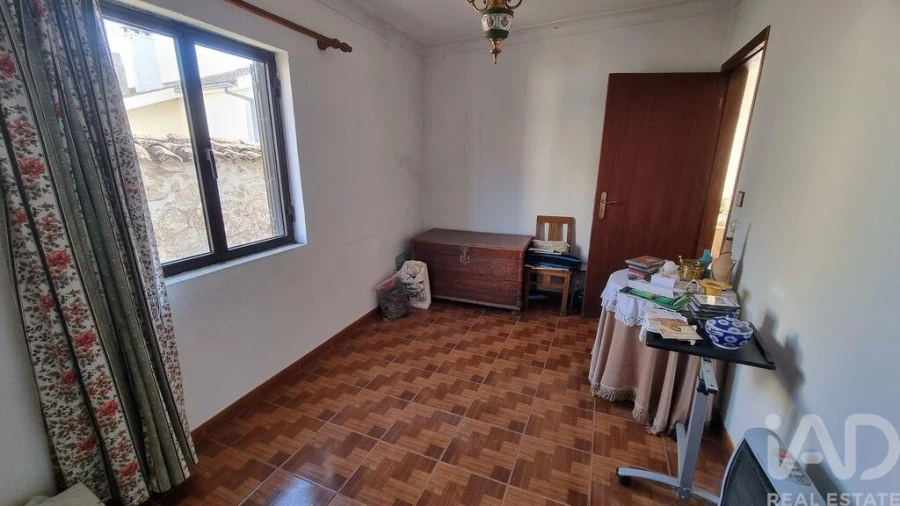 Moradia T2 para Venda em Terras de Massueime Foto 19