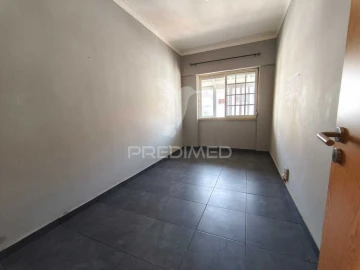 Apartamento T3 para Venda em Seixal, Arrentela e Aldeia de Paio Pires