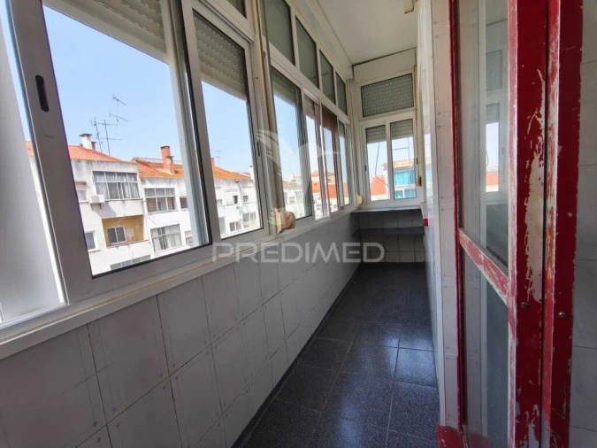Apartamento T3 para Venda em Seixal, Arrentela e Aldeia de Paio Pires Foto 7