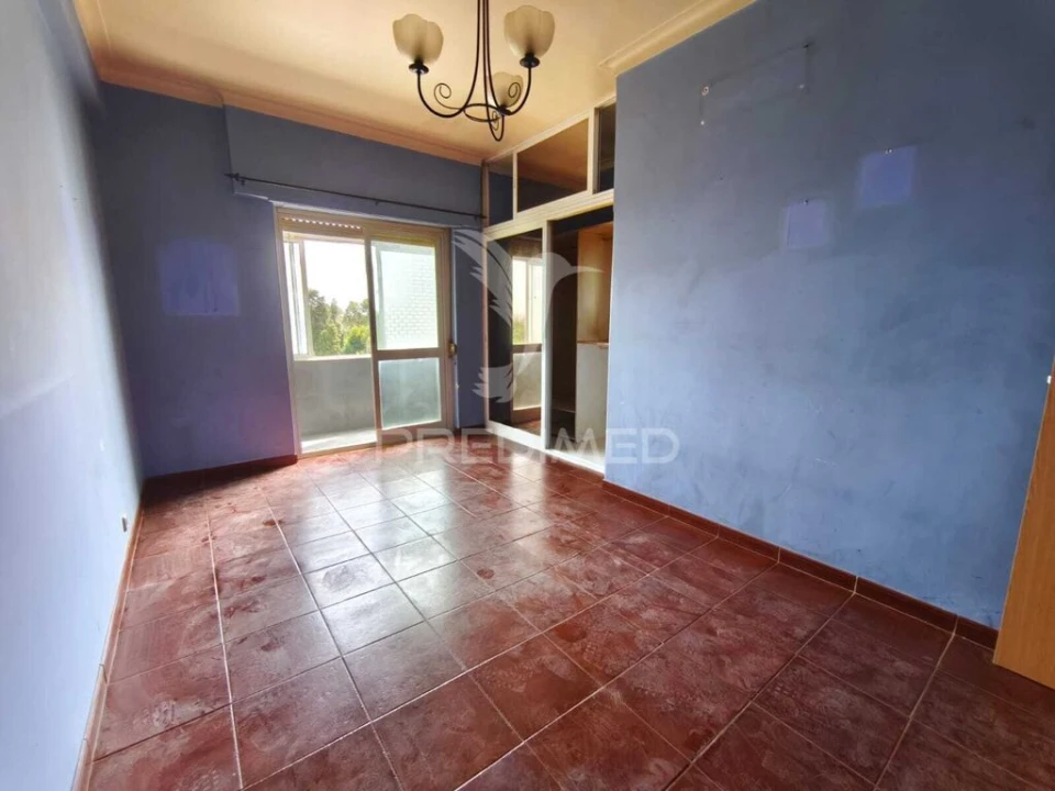 Apartamento T3 para Venda em Seixal, Arrentela e Aldeia de Paio Pires Foto 11