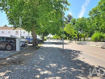 Moradia T3 para Venda em São Bento do Cortiço e Santo Estêvão