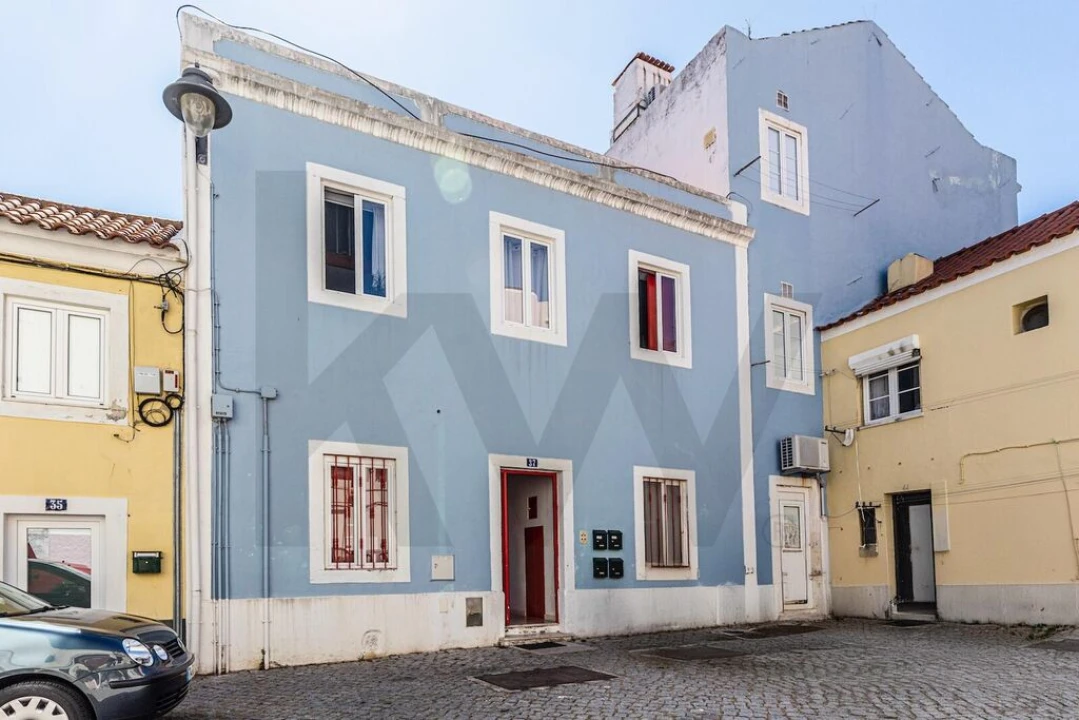Apartamento T1 para Venda em Ajuda Foto 1