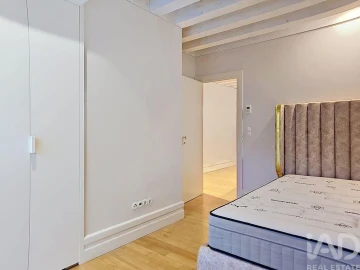 Apartamento T3 para Venda em Cedofeita, Santo Ildefonso, Sé, Miragaia, São Nicolau e Vitória