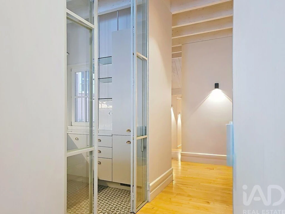 Apartamento T3 para Venda em Cedofeita, Santo Ildefonso, Sé, Miragaia, São Nicolau e Vitória Foto 7