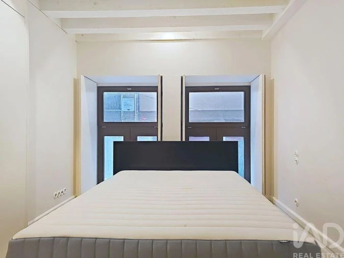 Apartamento T3 para Venda em Cedofeita, Santo Ildefonso, Sé, Miragaia, São Nicolau e Vitória Foto 4