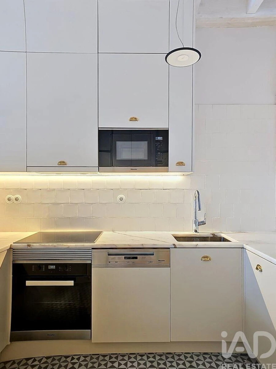 Apartamento T3 para Venda em Cedofeita, Santo Ildefonso, Sé, Miragaia, São Nicolau e Vitória Foto 24
