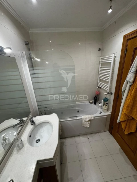 Apartamento T2 para Venda em Mina de Água
