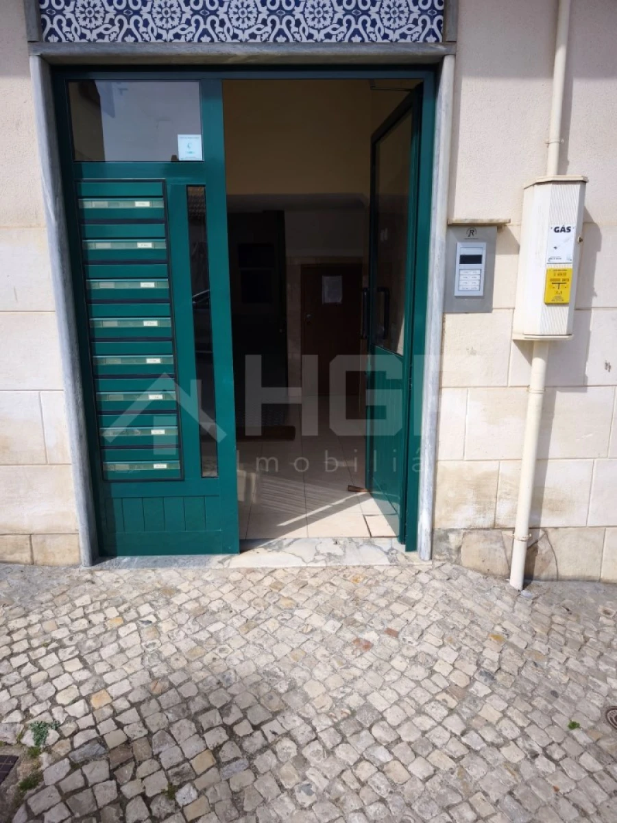 Apartamento T3 para Venda em Seixal, Arrentela e Aldeia de Paio Pires Foto 2