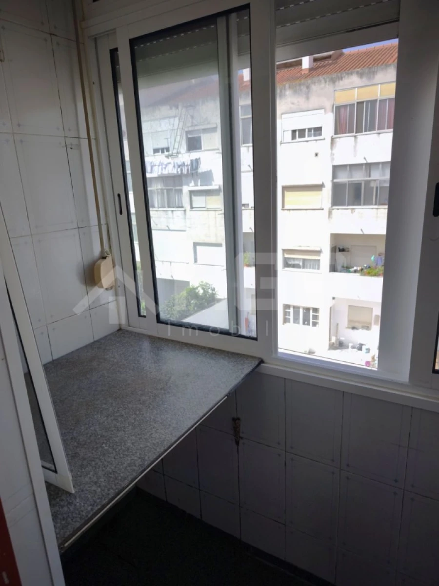 Apartamento T3 para Venda em Seixal, Arrentela e Aldeia de Paio Pires Foto 8