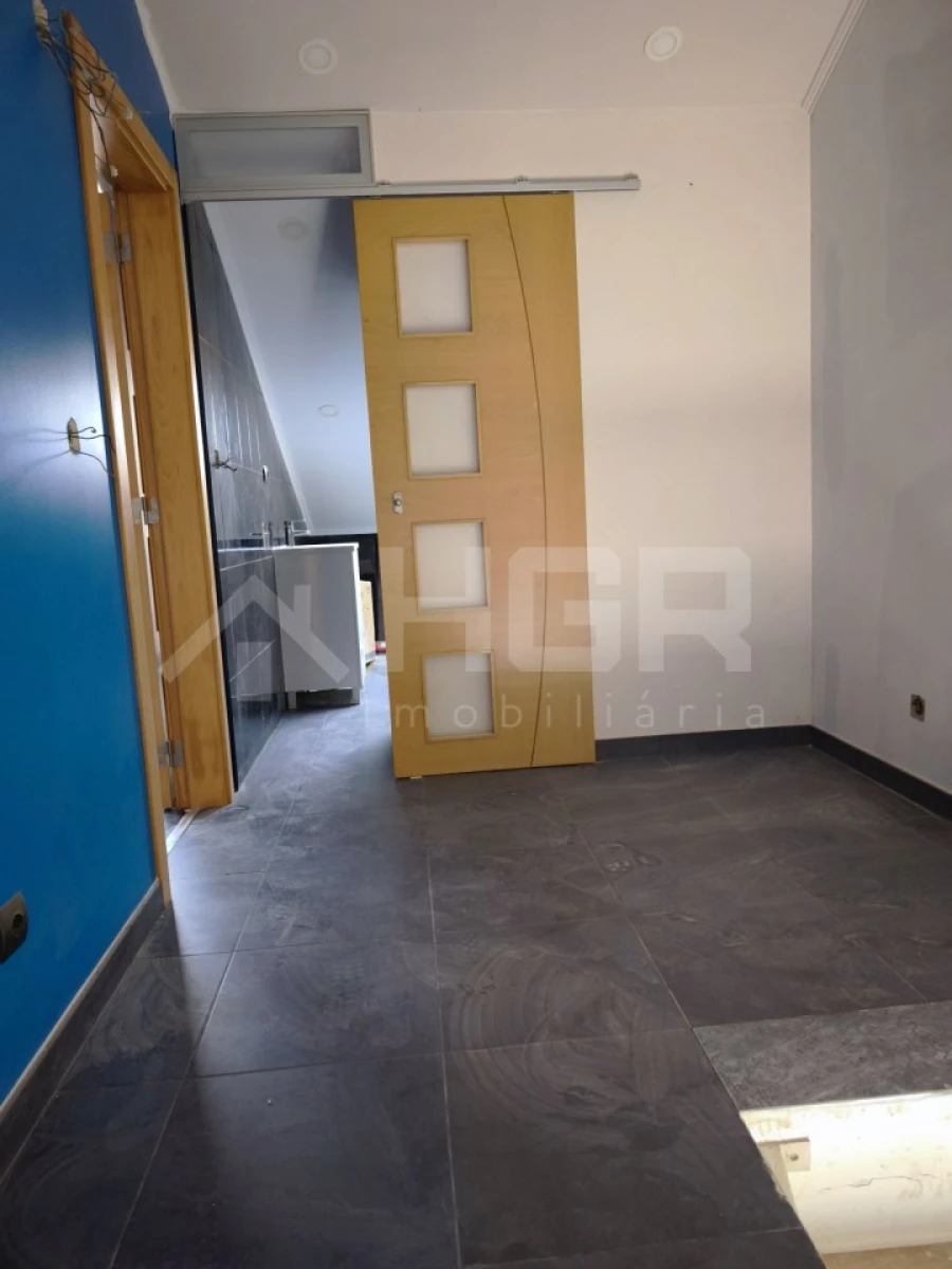 Apartamento T3 para Venda em Seixal, Arrentela e Aldeia de Paio Pires Foto 16