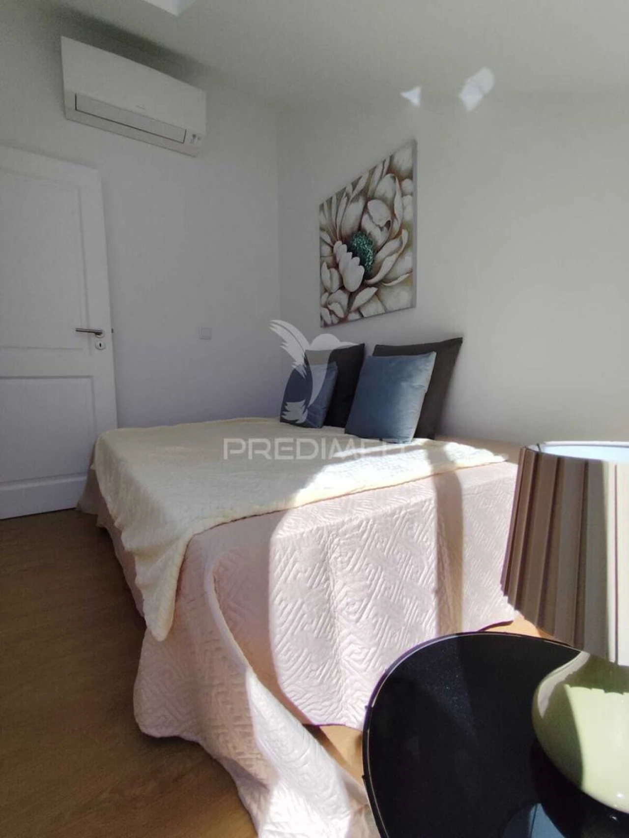 Apartamento T2 para Venda em Santo António Foto 7