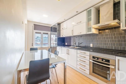 Apartamento T3 para Venda em Setubal (São Sebastião)