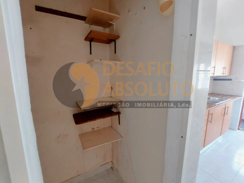 Apartamento T4 para Venda em Seixal, Arrentela e Aldeia de Paio Pires Foto 4