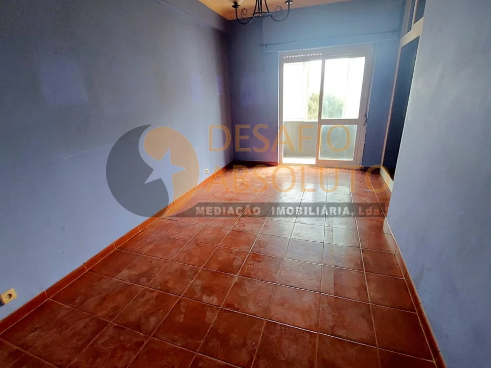 Apartamento T4 para Venda em Seixal, Arrentela e Aldeia de Paio Pires Foto 17