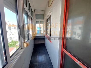 Apartamento T4 para Venda em Seixal, Arrentela e Aldeia de Paio Pires