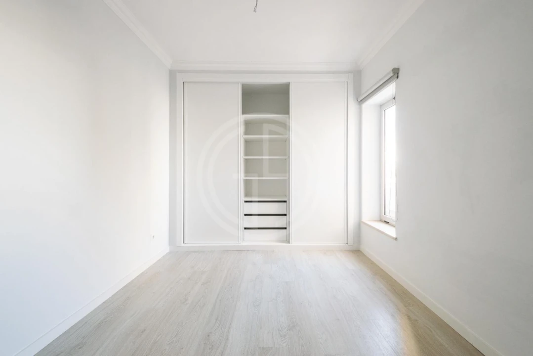 Apartamento T1 para Venda em Faro (Sé e São Pedro) Foto 14