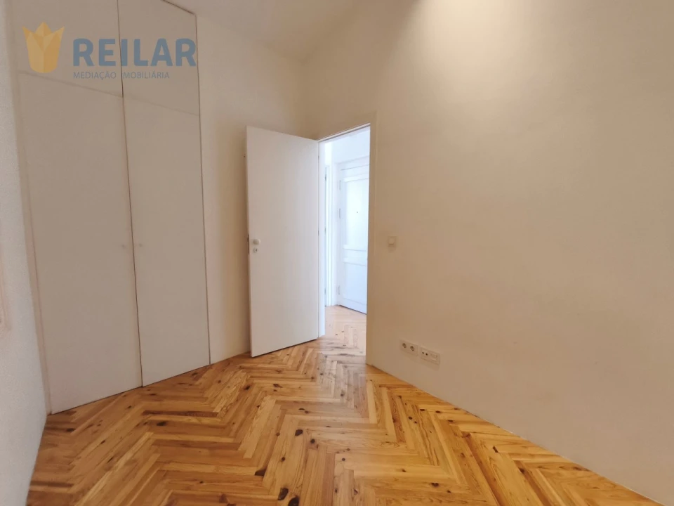 Apartamento T2 para Venda em São Vicente Foto 3