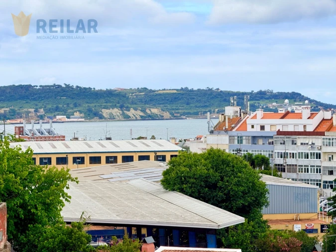 Apartamento T3 para Venda em Alcantara Foto 39