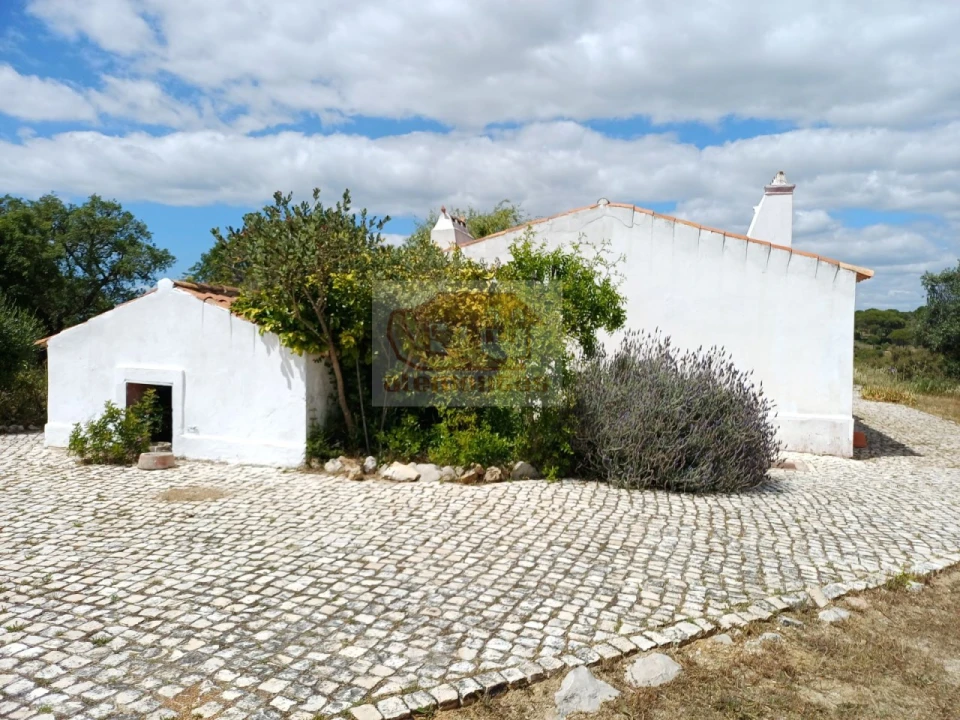 Quinta T2 para Venda em São Francisco da Serra Foto 16