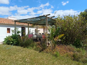 Quinta T2 para Venda em São Francisco da Serra