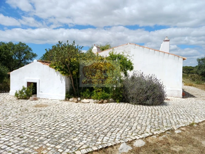 Quinta T2 para Venda em São Francisco da Serra Foto 16