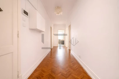 Apartamento T5 para Venda em Avenidas Novas