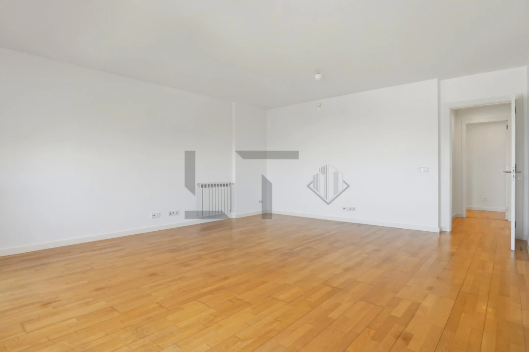 Apartamento T2 para Venda em Parque das Nações Foto 11