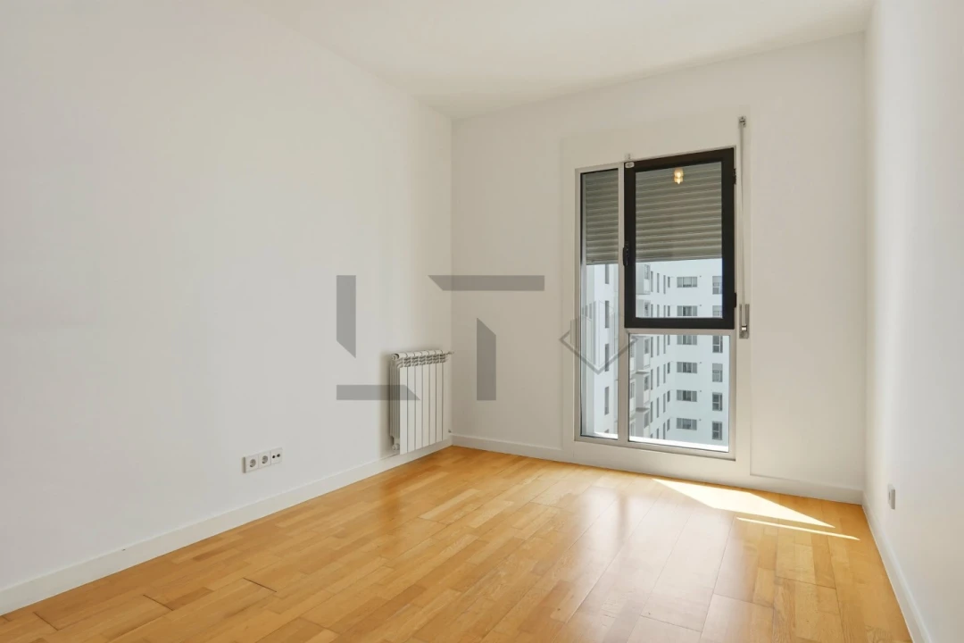 Apartamento T2 para Venda em Parque das Nações Foto 28