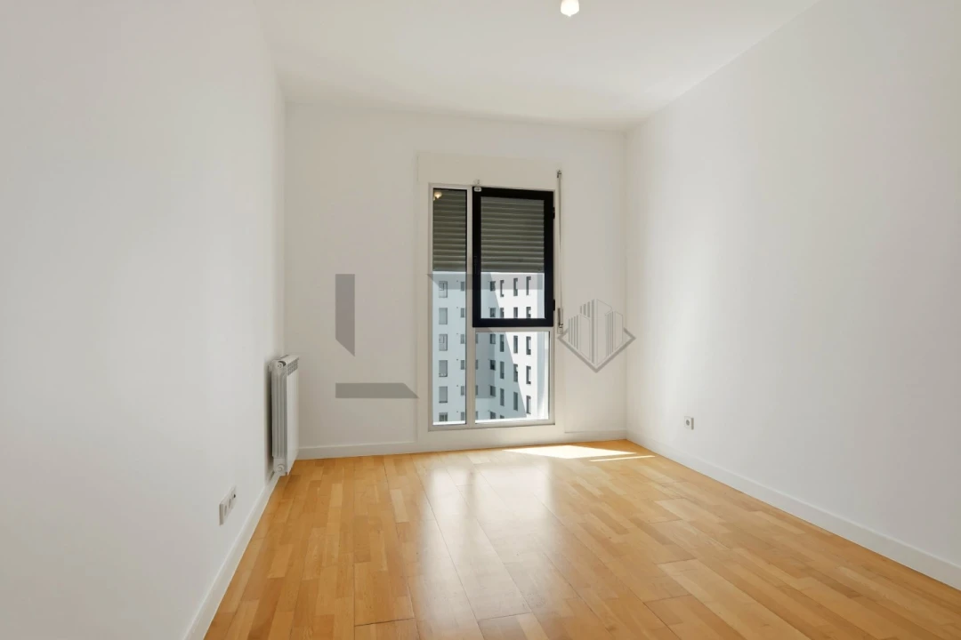 Apartamento T2 para Venda em Parque das Nações Foto 30