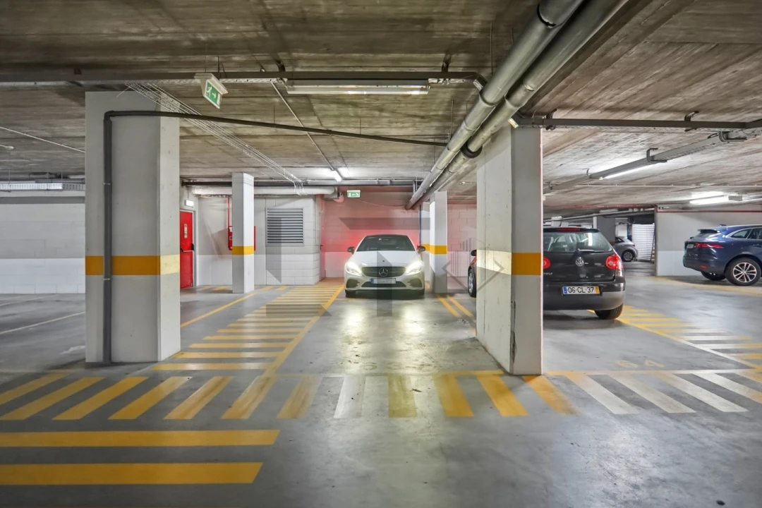 Apartamento T2 para Venda em Parque das Nações Foto 50