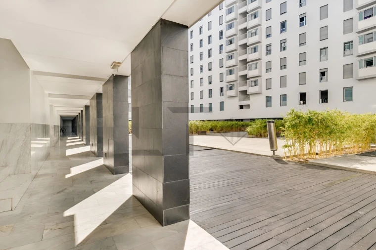 Apartamento T2 para Venda em Parque das Nações Foto 4