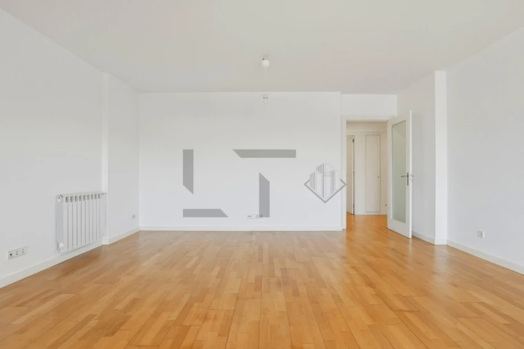 Apartamento T2 para Venda em Parque das Nações Foto 12