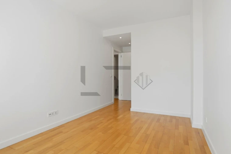 Apartamento T2 para Venda em Parque das Nações Foto 38