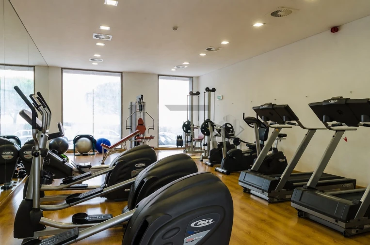 Apartamento T2 para Venda em Parque das Nações Foto 47