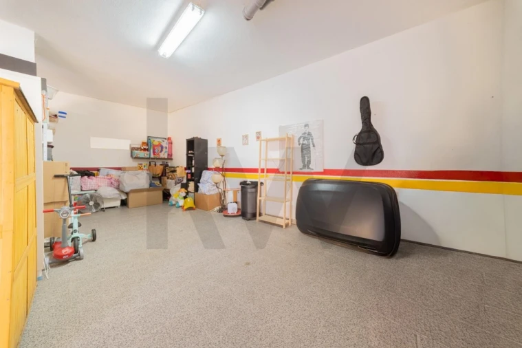 Apartamento T3 para Venda em Carcavelos e Parede Foto 24