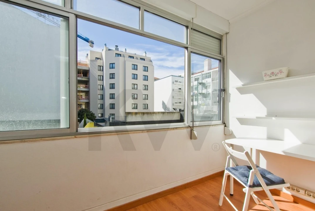 Apartamento T1 para Venda em Avenidas Novas Foto 14
