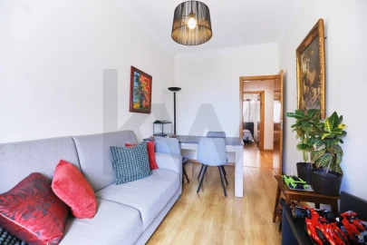 Apartamento T2 para Venda em Algés, Linda-A-Velha e Cruz Quebrada-Dafundo