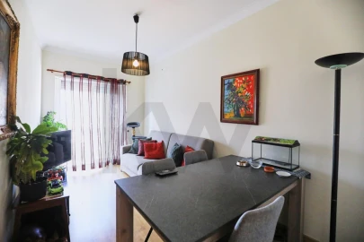 Apartamento T2 para Venda em Algés, Linda-A-Velha e Cruz Quebrada-Dafundo