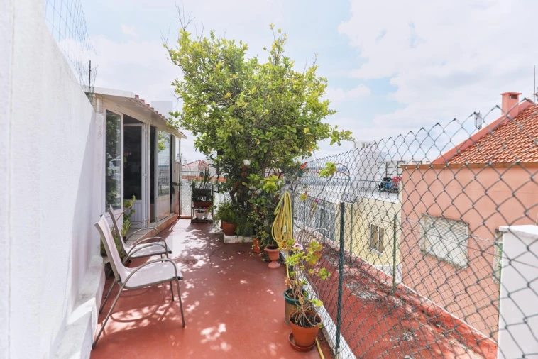 Apartamento T2 para Venda em Algés, Linda-A-Velha e Cruz Quebrada-Dafundo Foto 17