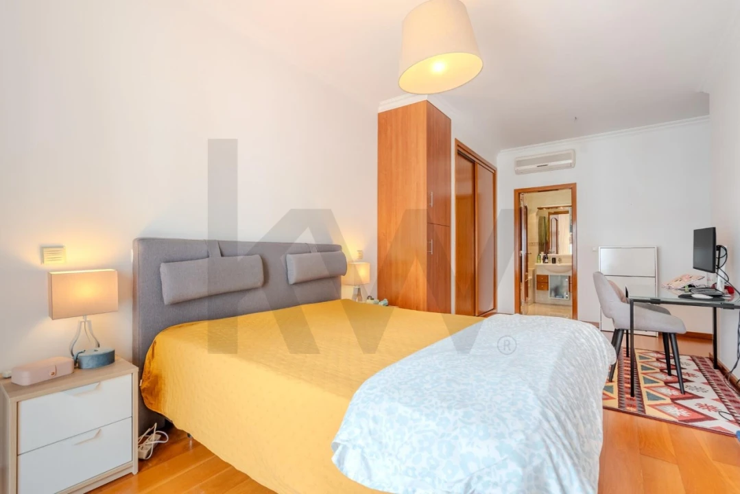 Apartamento T2 para Venda em Odivelas Foto 10