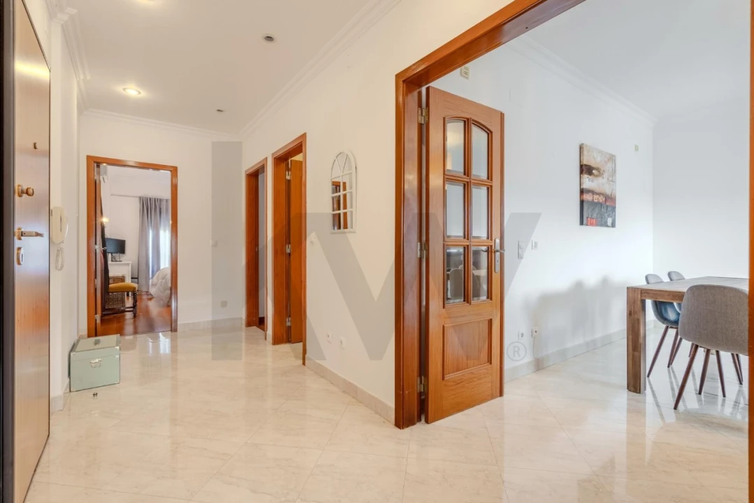 Apartamento T2 para Venda em Odivelas Foto 16