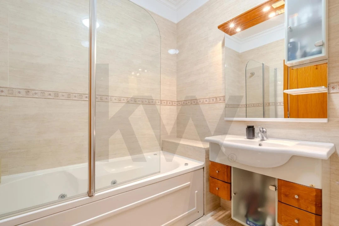 Apartamento T2 para Venda em Odivelas Foto 17