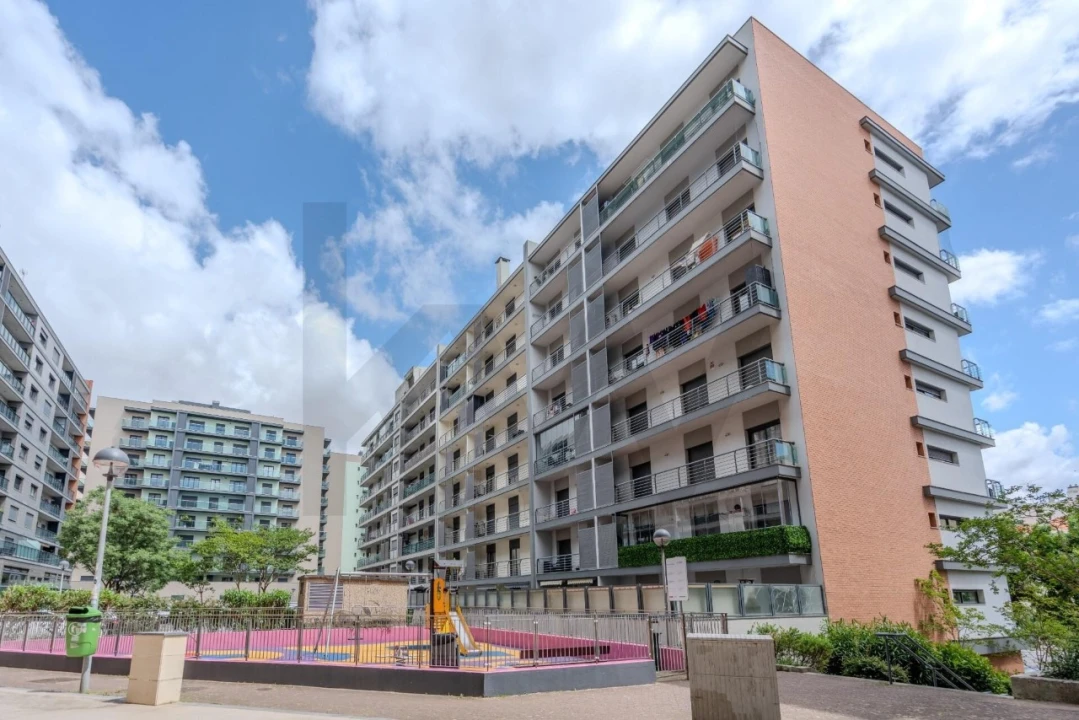 Apartamento T2 para Venda em Odivelas Foto 29