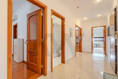 Apartamento T2 para Venda em Odivelas