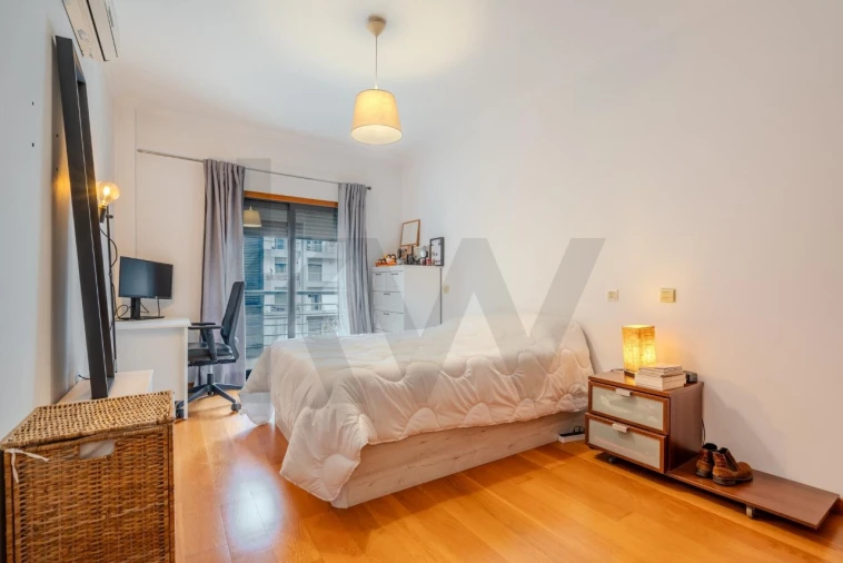 Apartamento T2 para Venda em Odivelas Foto 14