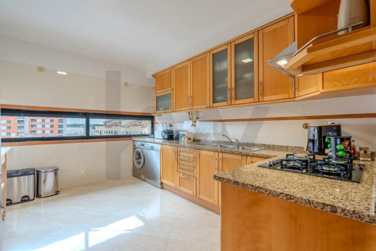 Apartamento T2 para Venda em Odivelas Foto 23