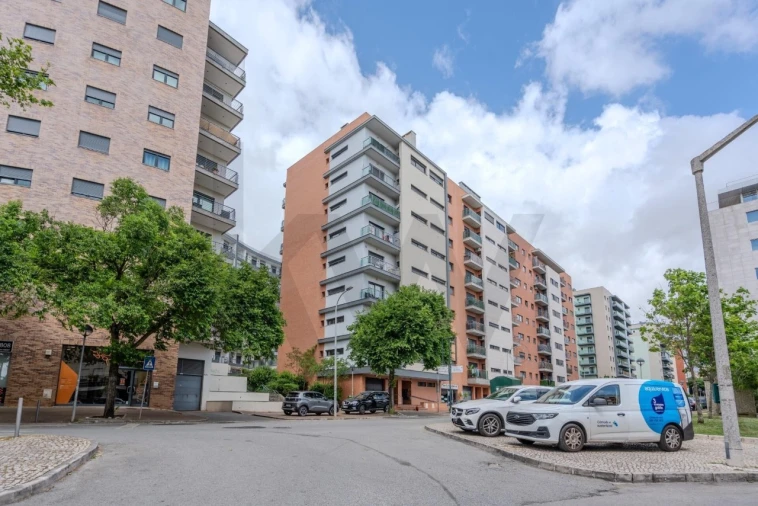 Apartamento T2 para Venda em Odivelas Foto 28