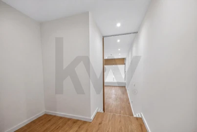 Apartamento para Venda em Avenidas Novas